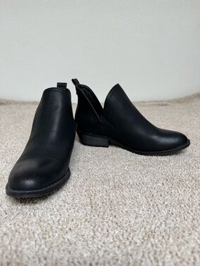 Target Black Cut-Out Chelsea Ankle Boots